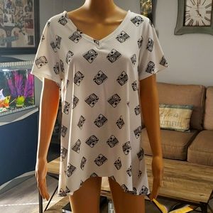 Lularoe vneck novelty camera print tee top L